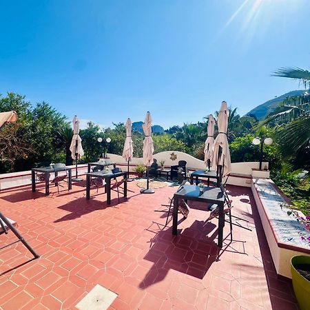 Villa Tiche Cefalu Bagian luar foto