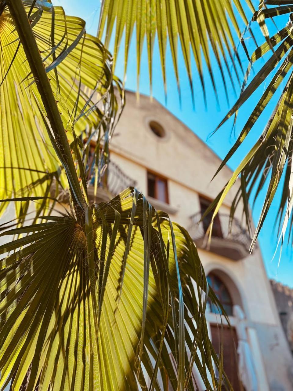Villa Tiche Cefalu Bagian luar foto