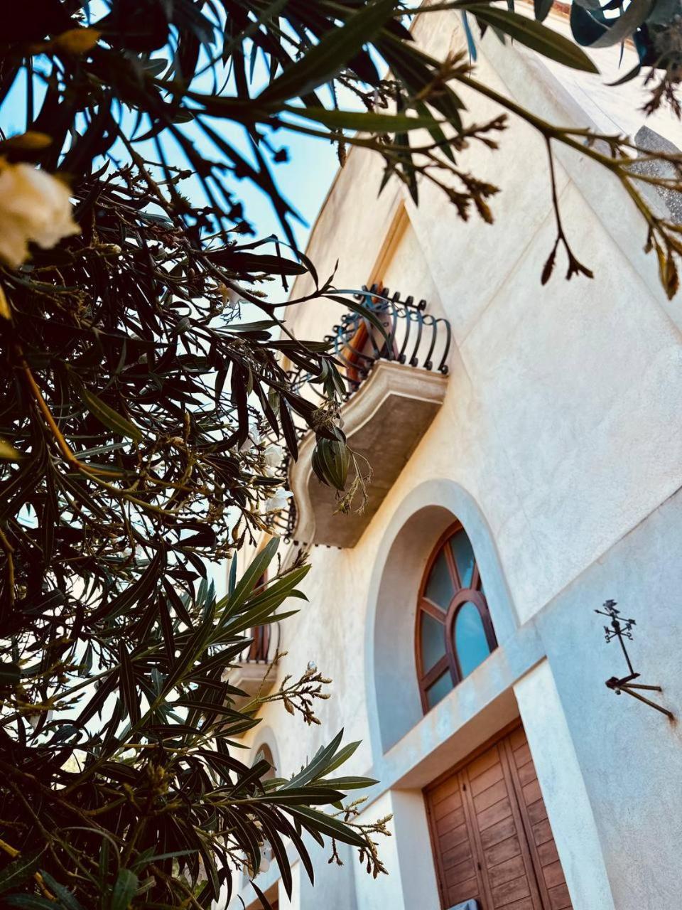 Villa Tiche Cefalu Bagian luar foto