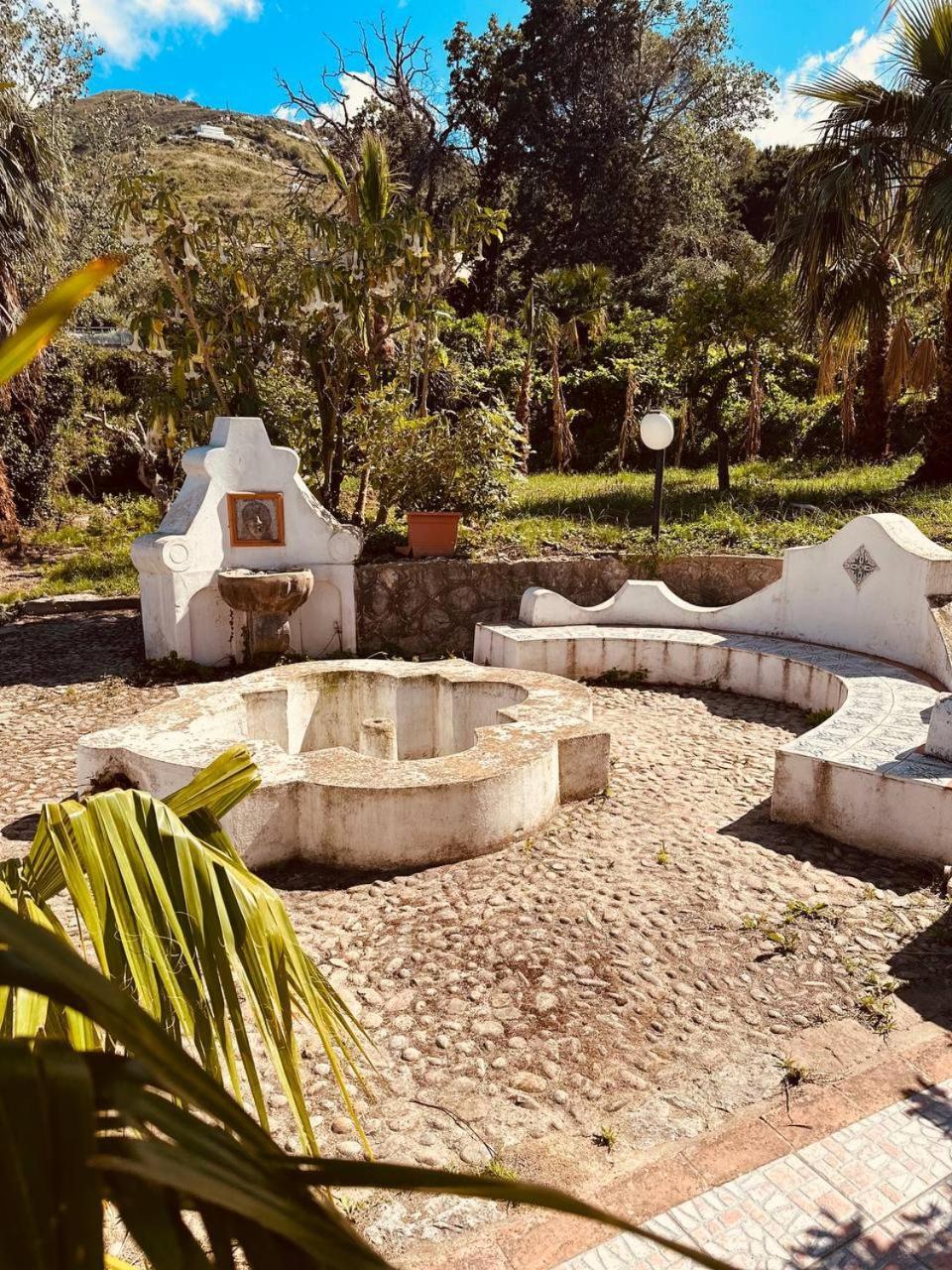 Villa Tiche Cefalu Bagian luar foto