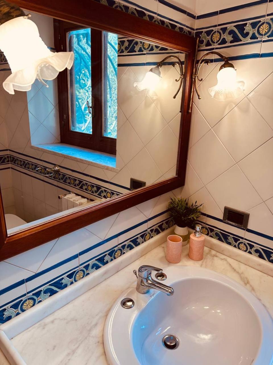 Villa Tiche Cefalu Bagian luar foto