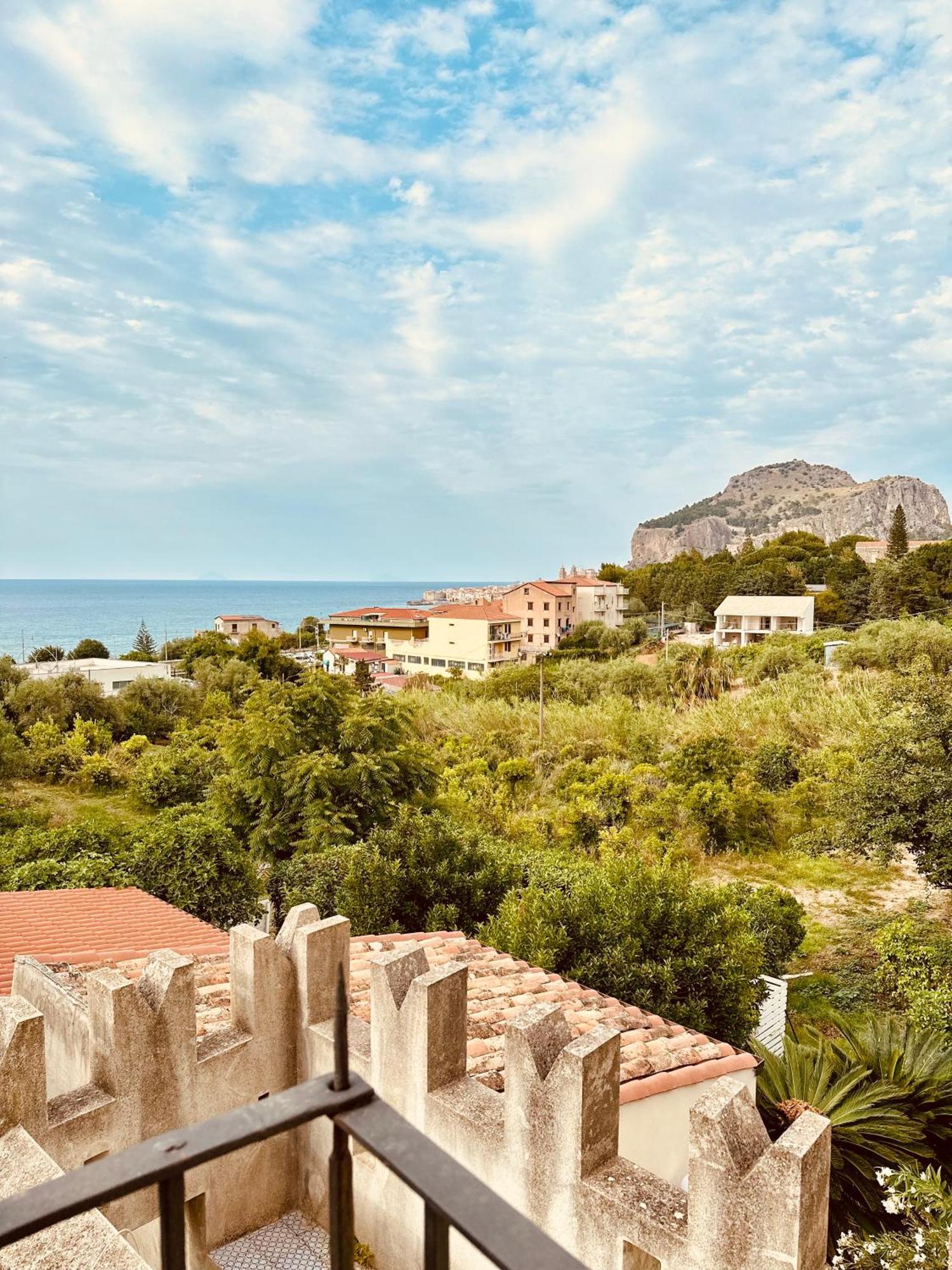 Villa Tiche Cefalu Bagian luar foto